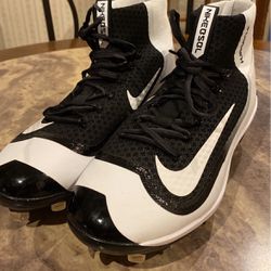 Nike Baseball Cleats 