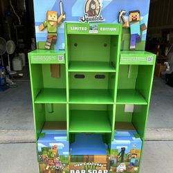 Minecraft shelf