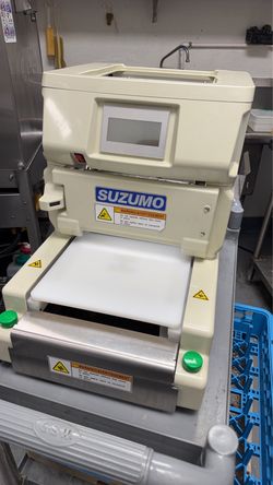 SUSHI MACHINE (SUZUMO)
