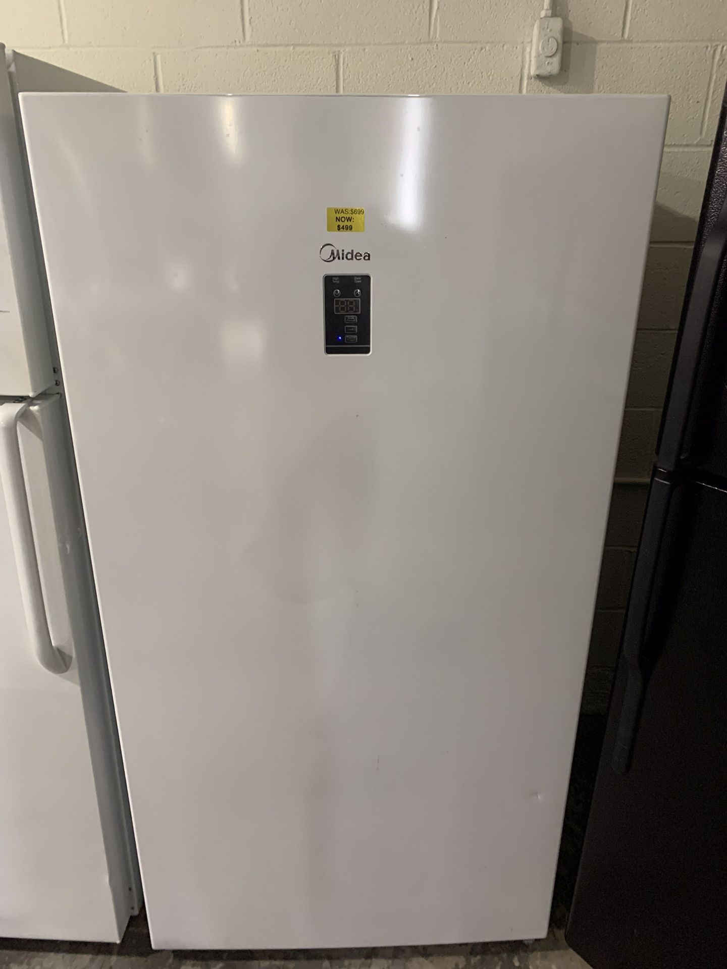 Midea Upright Freezer