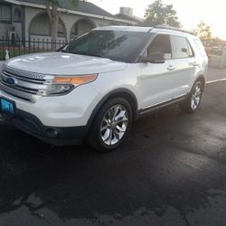 2012 Ford Explorer