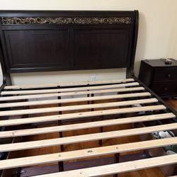 King Dark Brown Sleigh Bed Frame, Nightstand & Dresser w/ Mirror