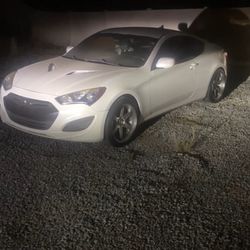 2013 Hyundai Genesis