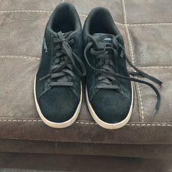 Brand New Mens Puma's Size 12