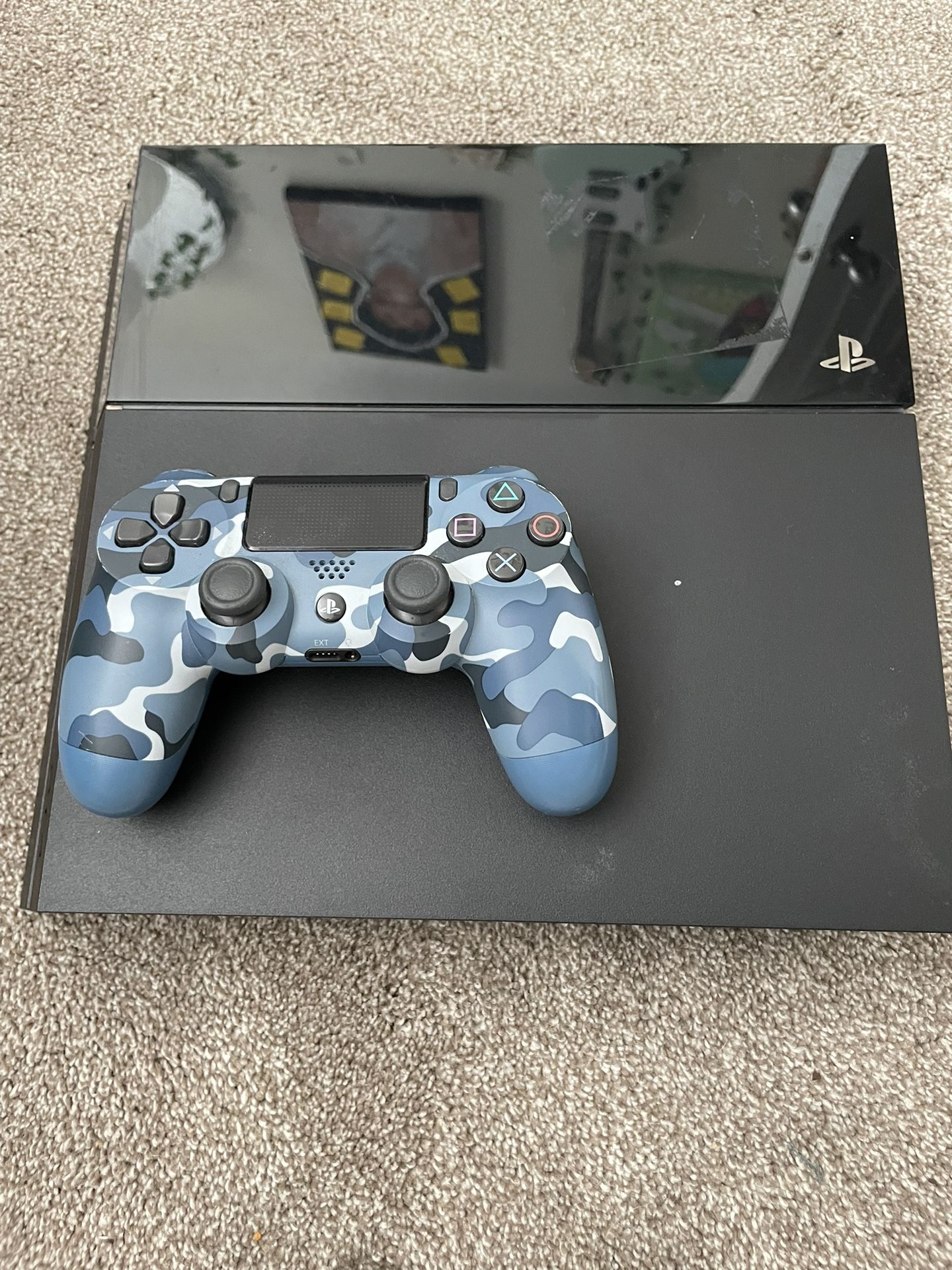 Playstation 4 With Controller
