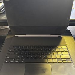 iPad Magic Keyboard 