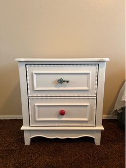 Nightstand / Dresser