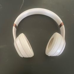 Beats Solo 4 