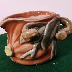 3" Vintage Majolica Pottery Vase One Frogs Flower Pot Planter.