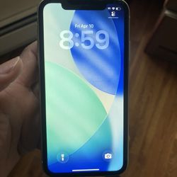 📱 iPhone 11 - 64GB (AT&T) Good condition – fully working ✅
