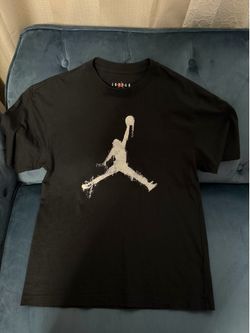 Men’s Small Jordan/ Nike shirts