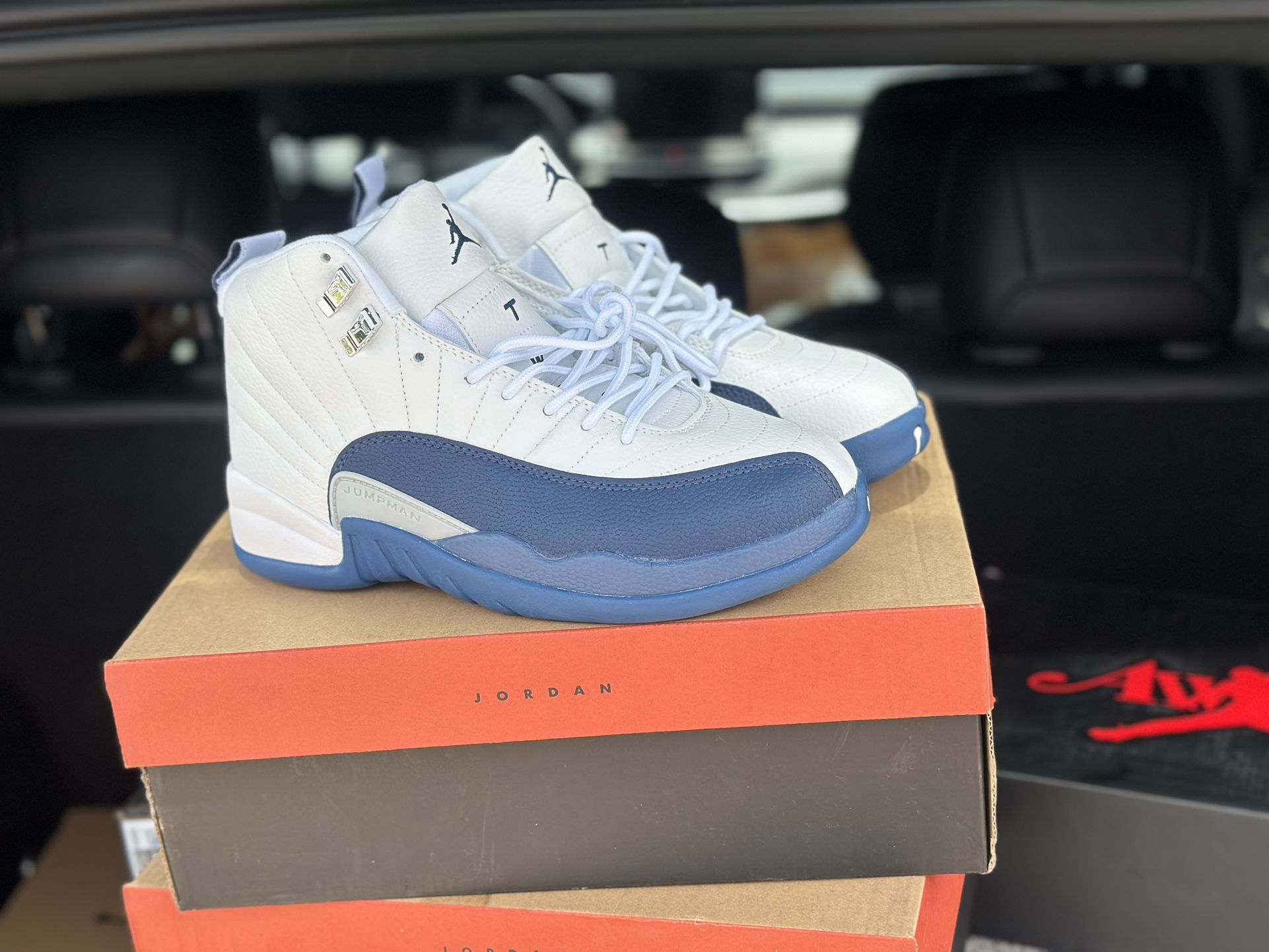 Air Jordan French Blue 12s Size 10