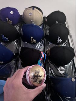 Dave Roberts signed Gold World Series Baseball