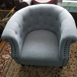 Grey Barrel Chair, Like New