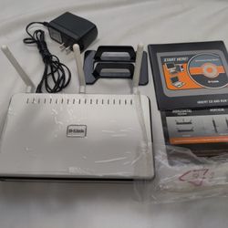 D-Link DIR-655 300 Mbps 4-Port Gigabit Wireless N Router Excellent Condition