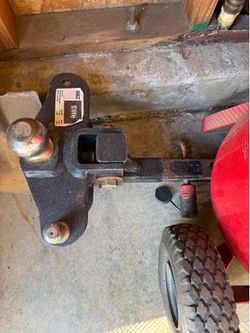 Trailer Hitch with sway control bar Hitch with sway control bar