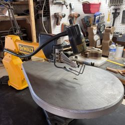 DeWalt 788 20 Inch Variable Speed Scrollsaw