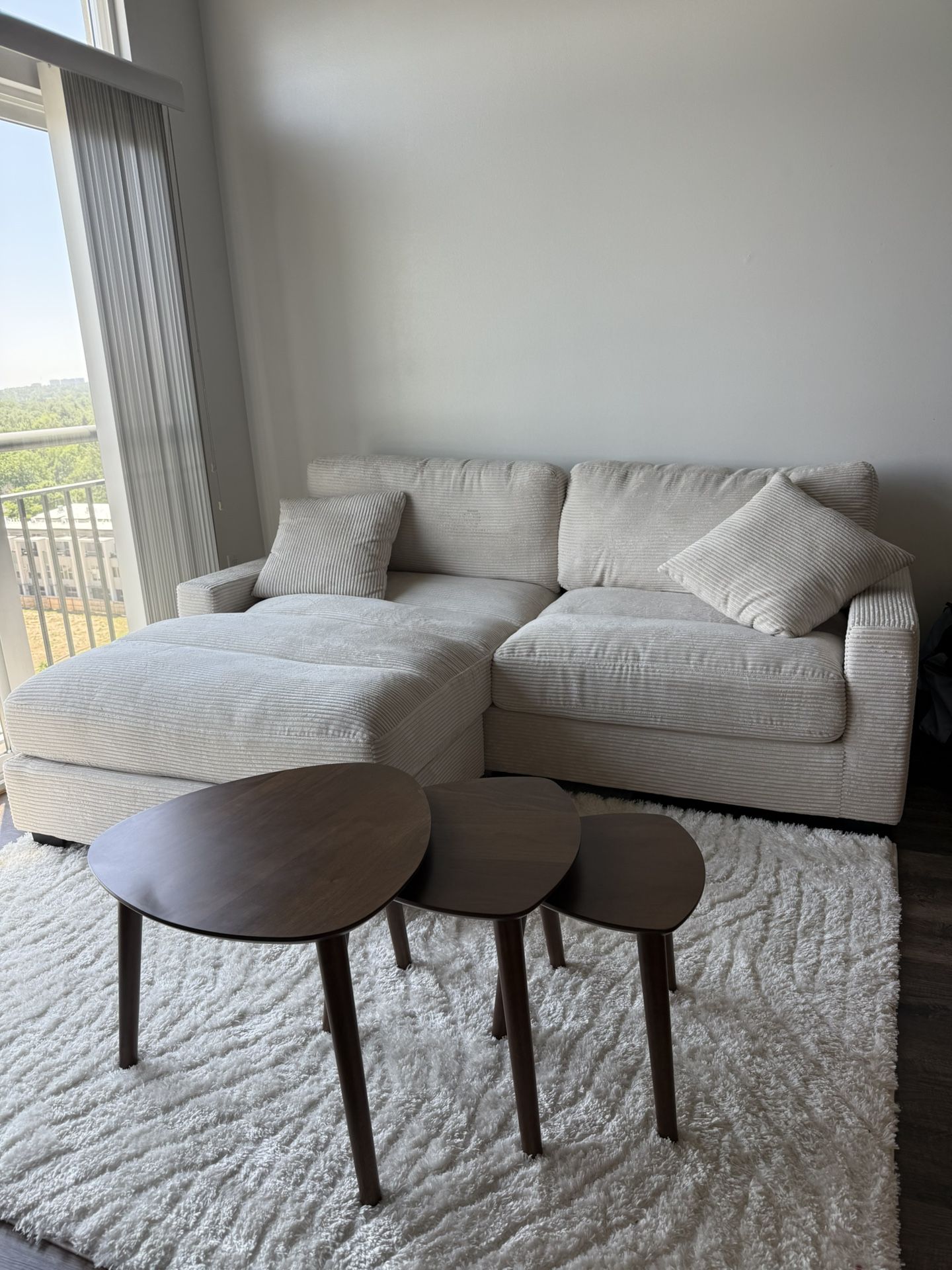Beige 86'' Left Arm Facing Chofa