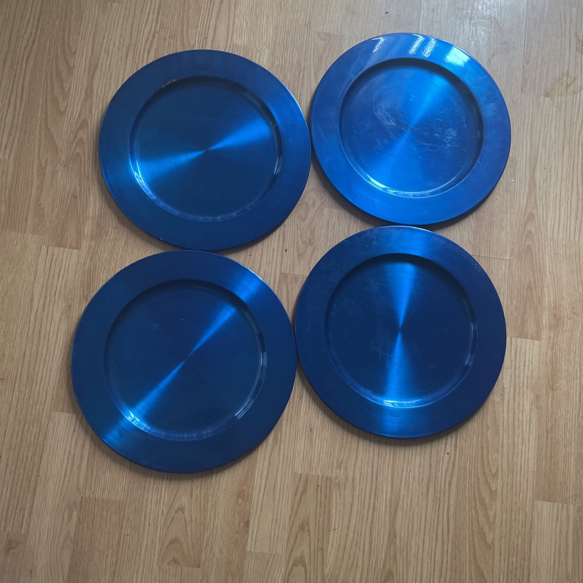 4 💙 design Chargers