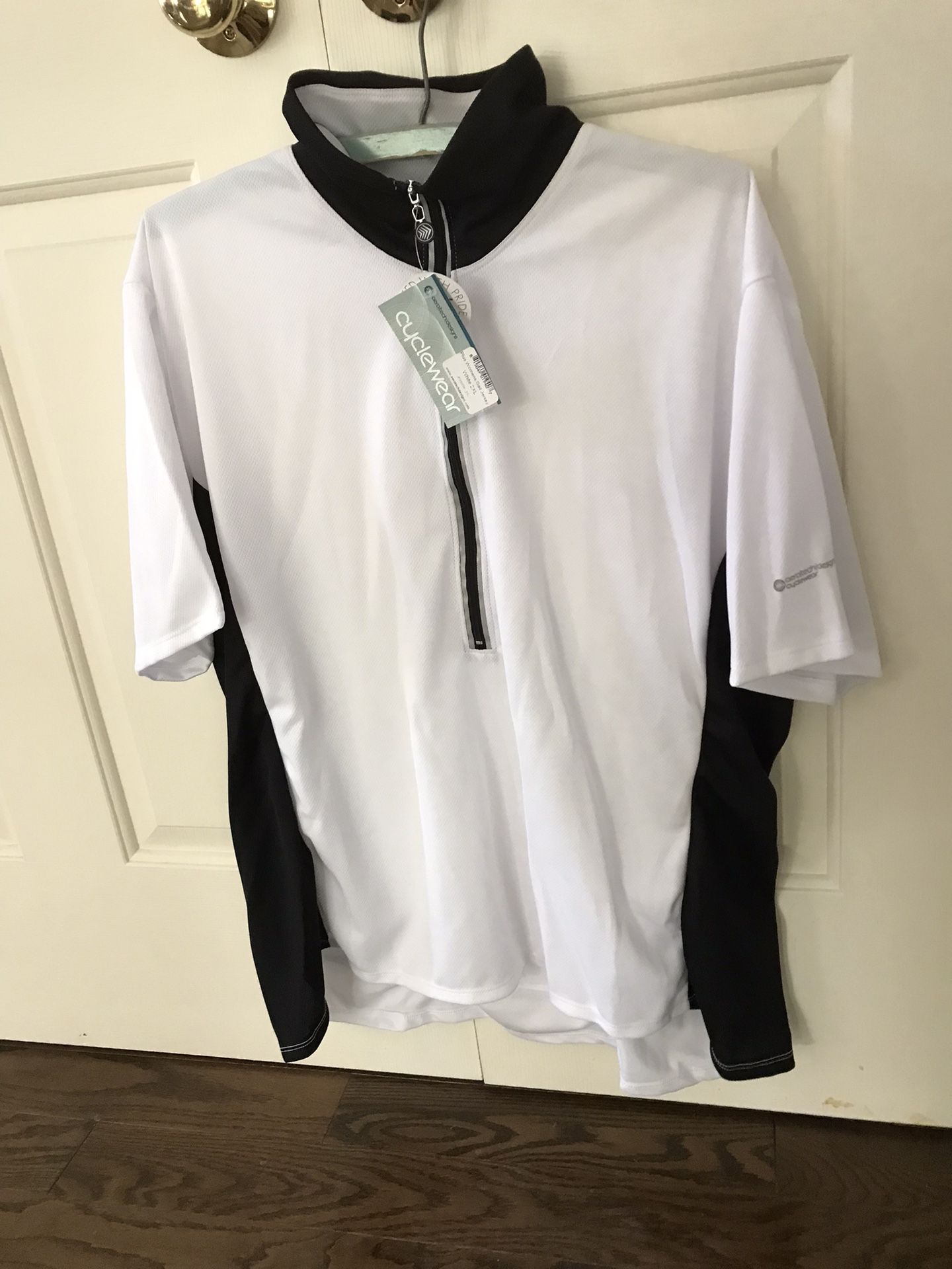 Women’s Cycling Top 2XL NWT
