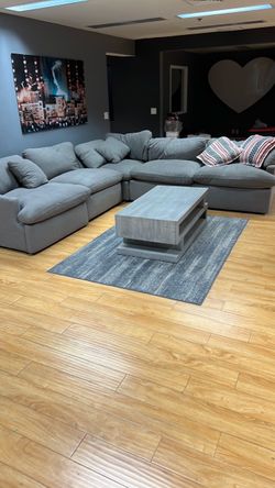Sectional couch