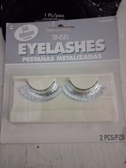 Halloween eyelashes