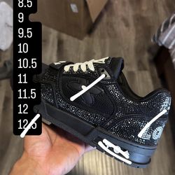 LV TRAINER (NO LOW BALLS/NEGOTIABLE)