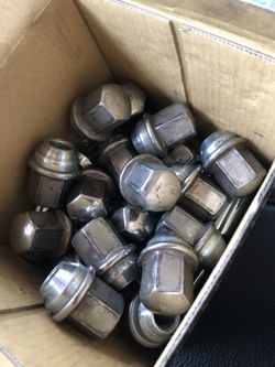 RAM OEM LUG NUTS