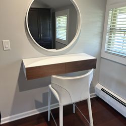 Dressing/Makeup Vanity with Chair  (WILL SELL PARTS SEPARATELY)