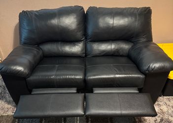 Black Leather Reclining Sofa & Loveseat Set