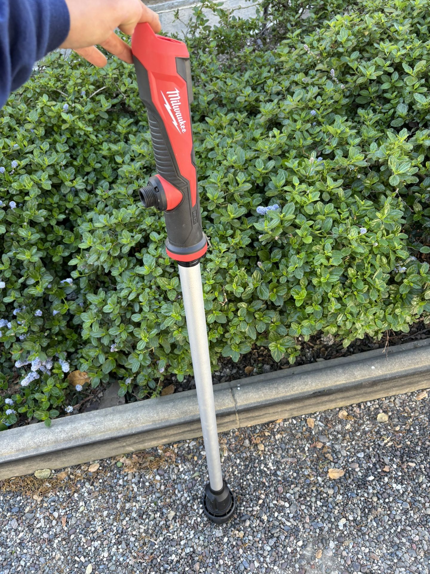 Milwaukee M12 Cordless Water Pump 