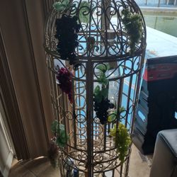 Wine Bottle Rack Like Bird Cage Its Made Of Iron Hold 66 One Litter Size 