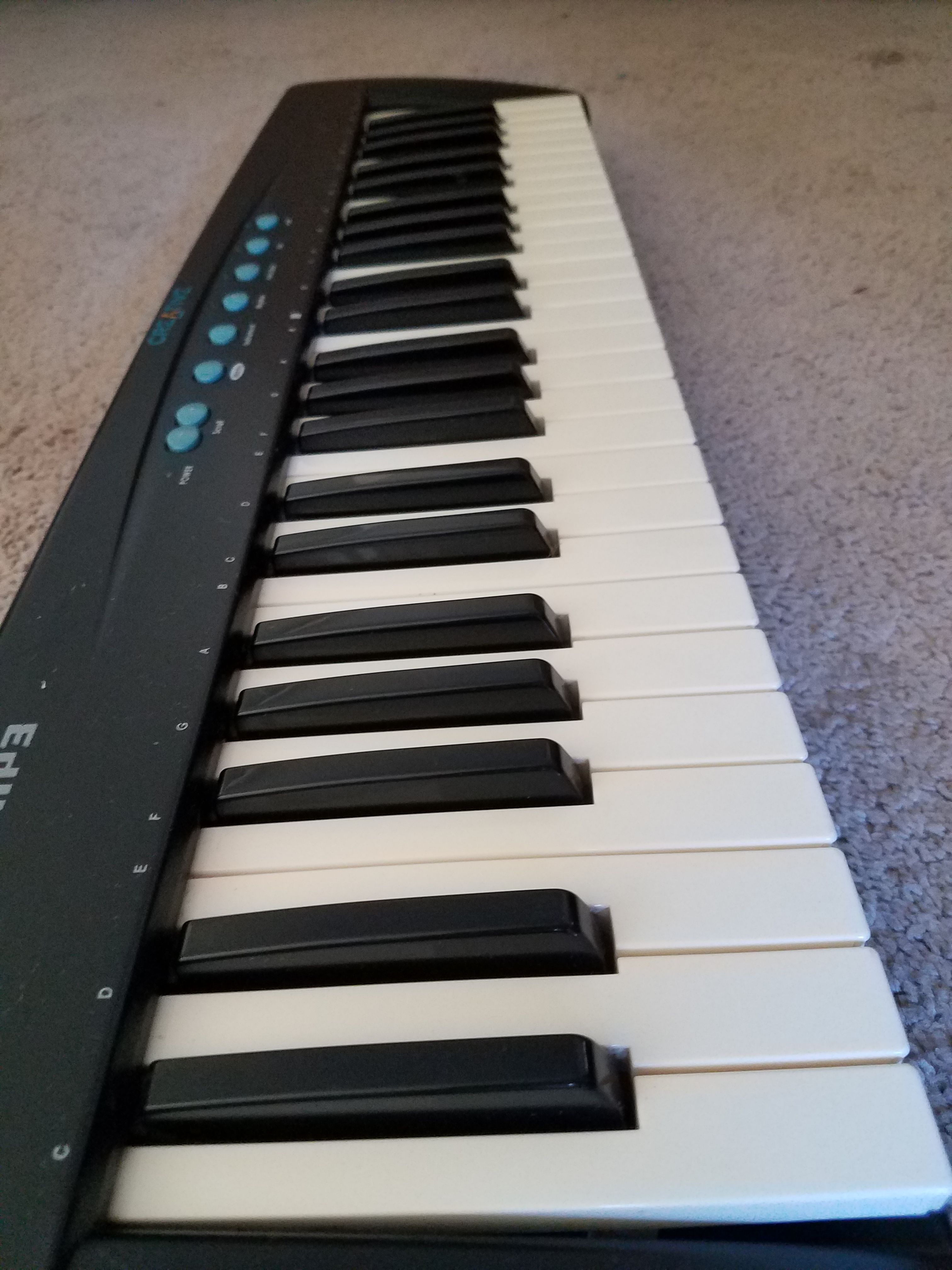 MIDI Creative Blasterkey MP3 Keyboard with computer adapter