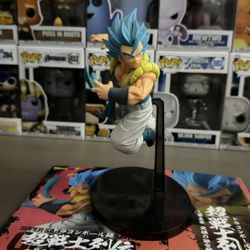 DBS SSGSS Gogeta Figurine 