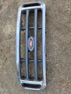 2000 Ford F250 Super Duty Grill