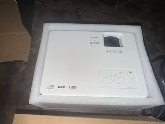 LCD USB LED Projector Brand New