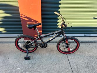 Kids bicycle with training wheels