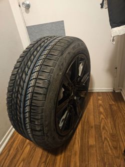 Tire With Rim GOOD YEAR  BRAND    LIKE NEW