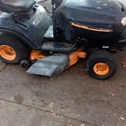 Lawn Tractor