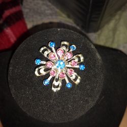 More Antique Brooches Many More Pieces If You Want To Buy All I'll Give You A Deal! 