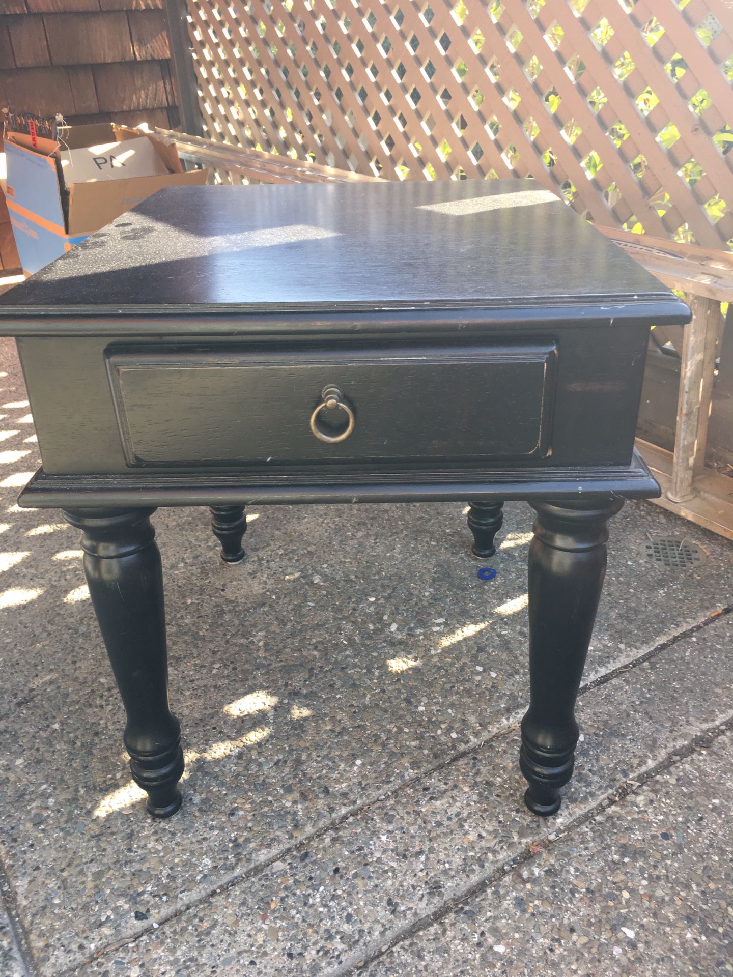 FREE solid wood side/end table