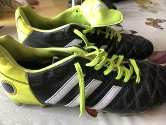 Zapatos de fútbol originales los use solo dos veces