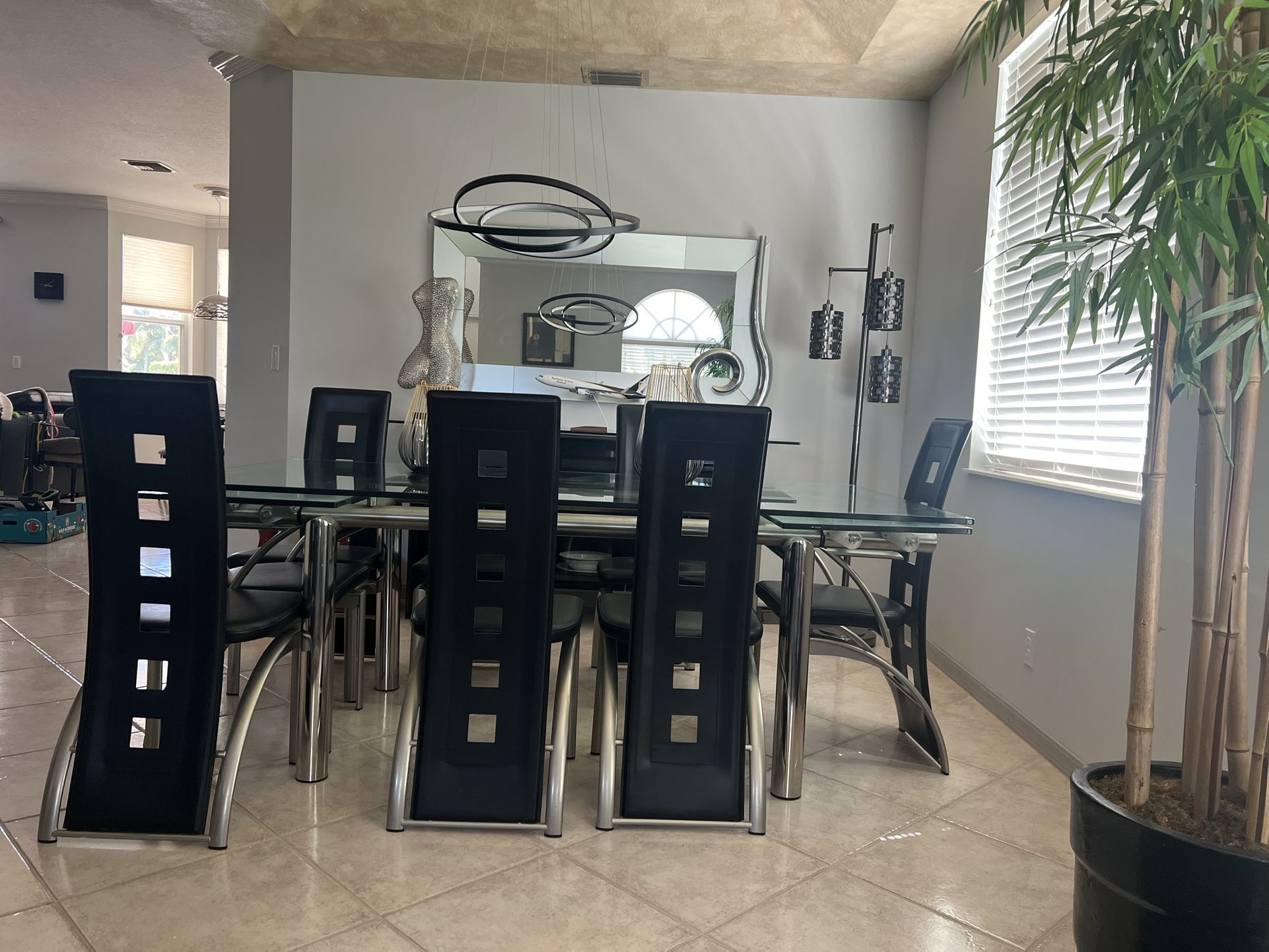 Extendable Dining Table