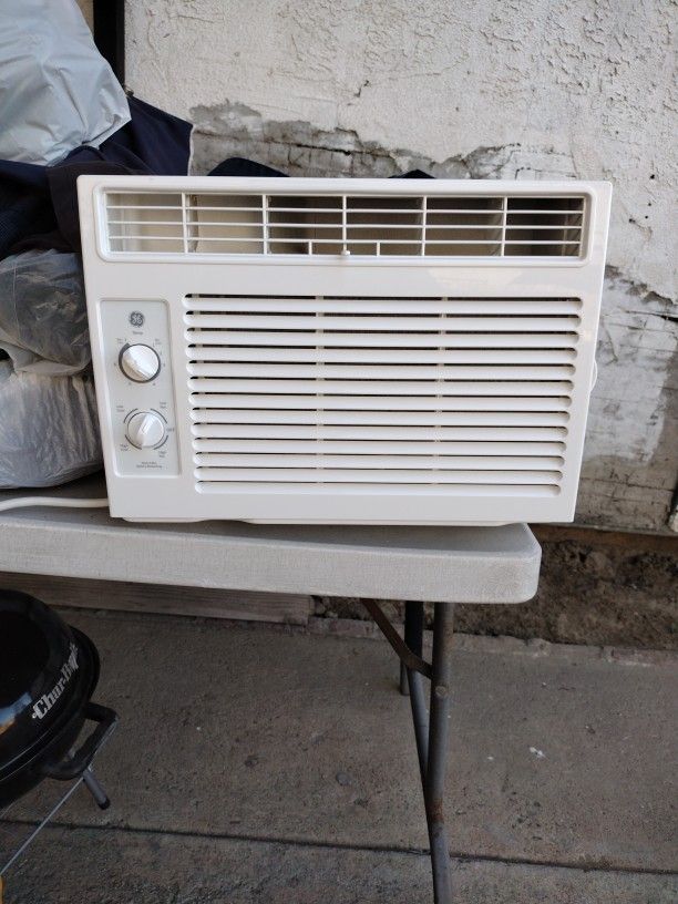 GE Appliances Room AC