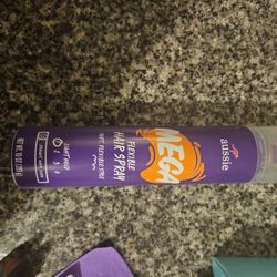 Aussie Mega Hair Spray 