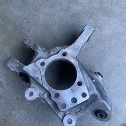 Lexus Spindle/knuckle