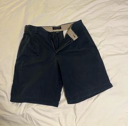 Men’s Shorts Size 34-Navy Blue Structure, Size 34 W-Charcoal Gray Express Utility, & Size 32 Tan Columbia Shorts. Size 34 Tan Khakis. All are in Very
