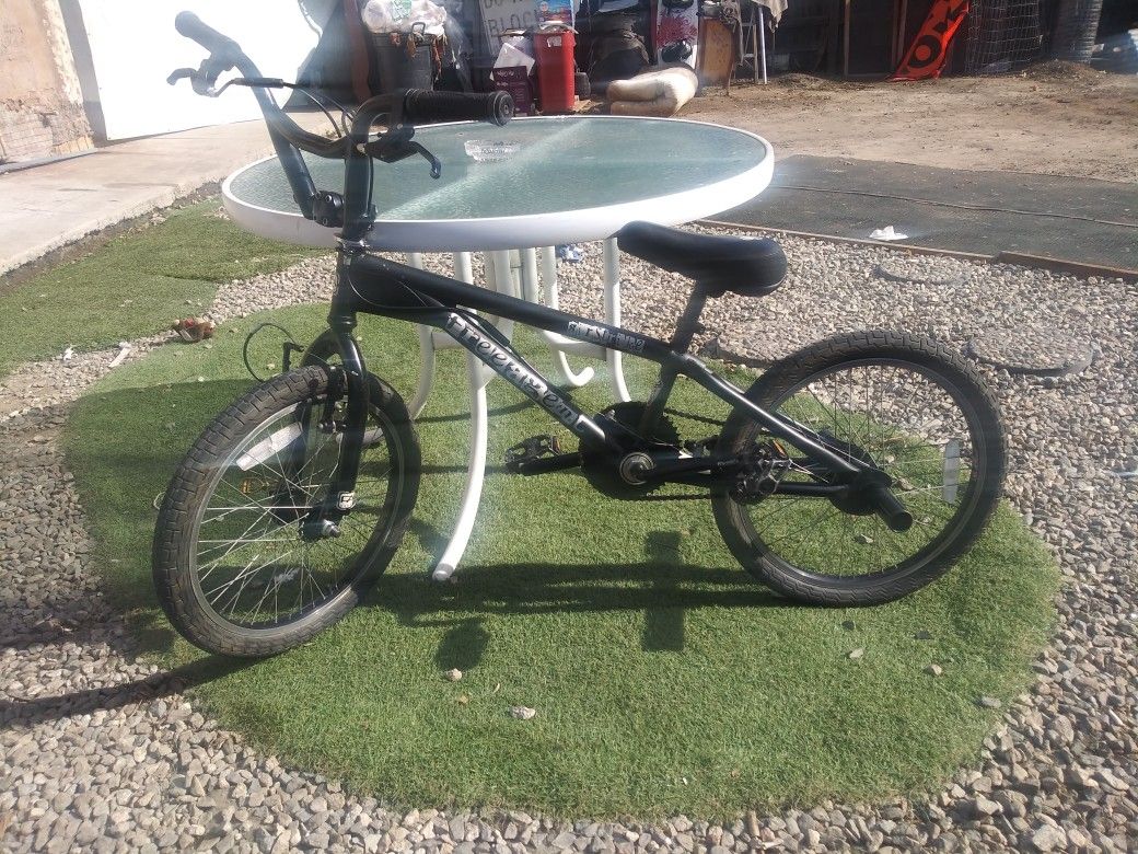 Free Agent "Air Strike" BMX Bike
