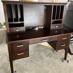 Matching Desk With Hutch And Chair