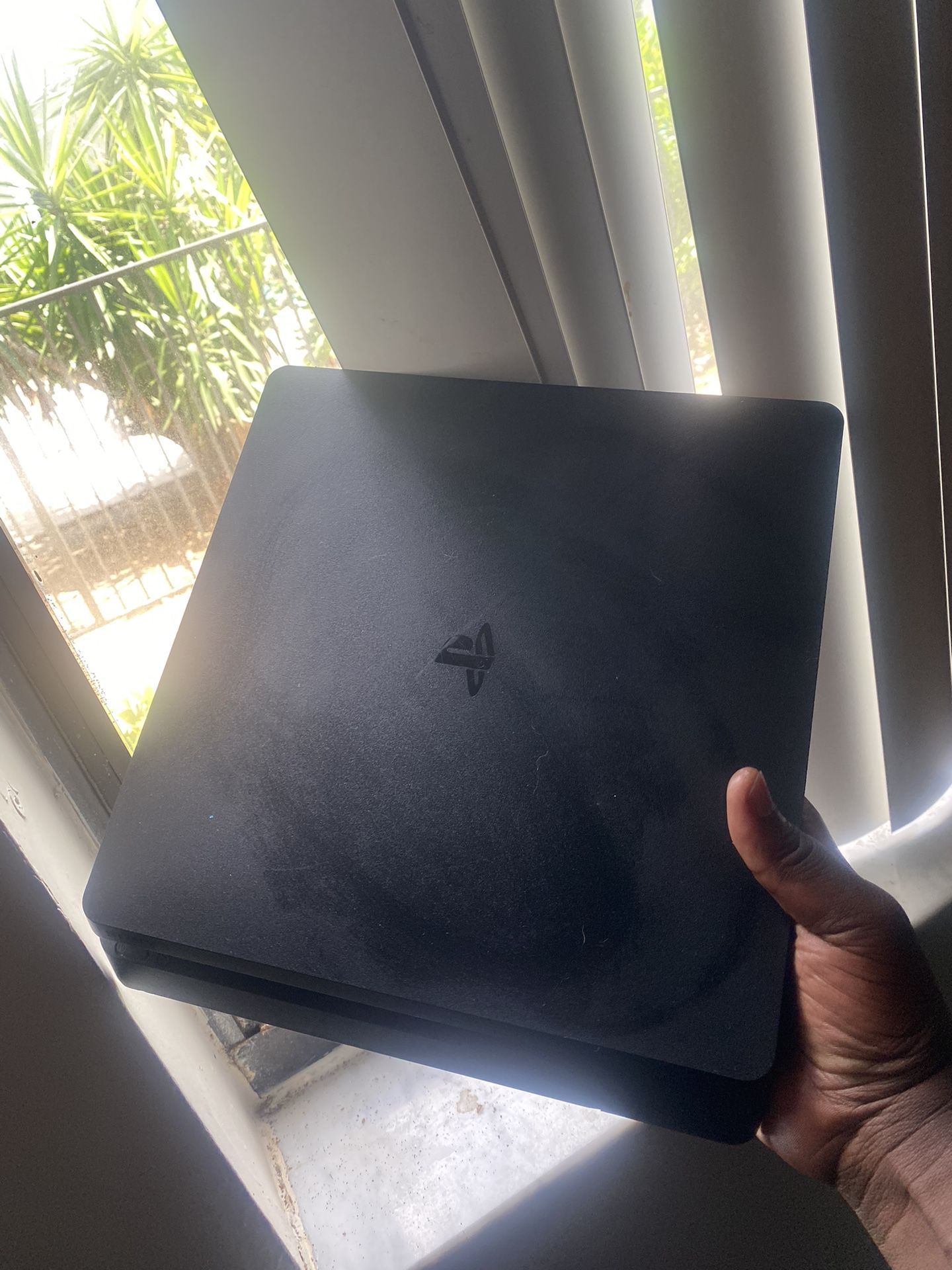 PS4